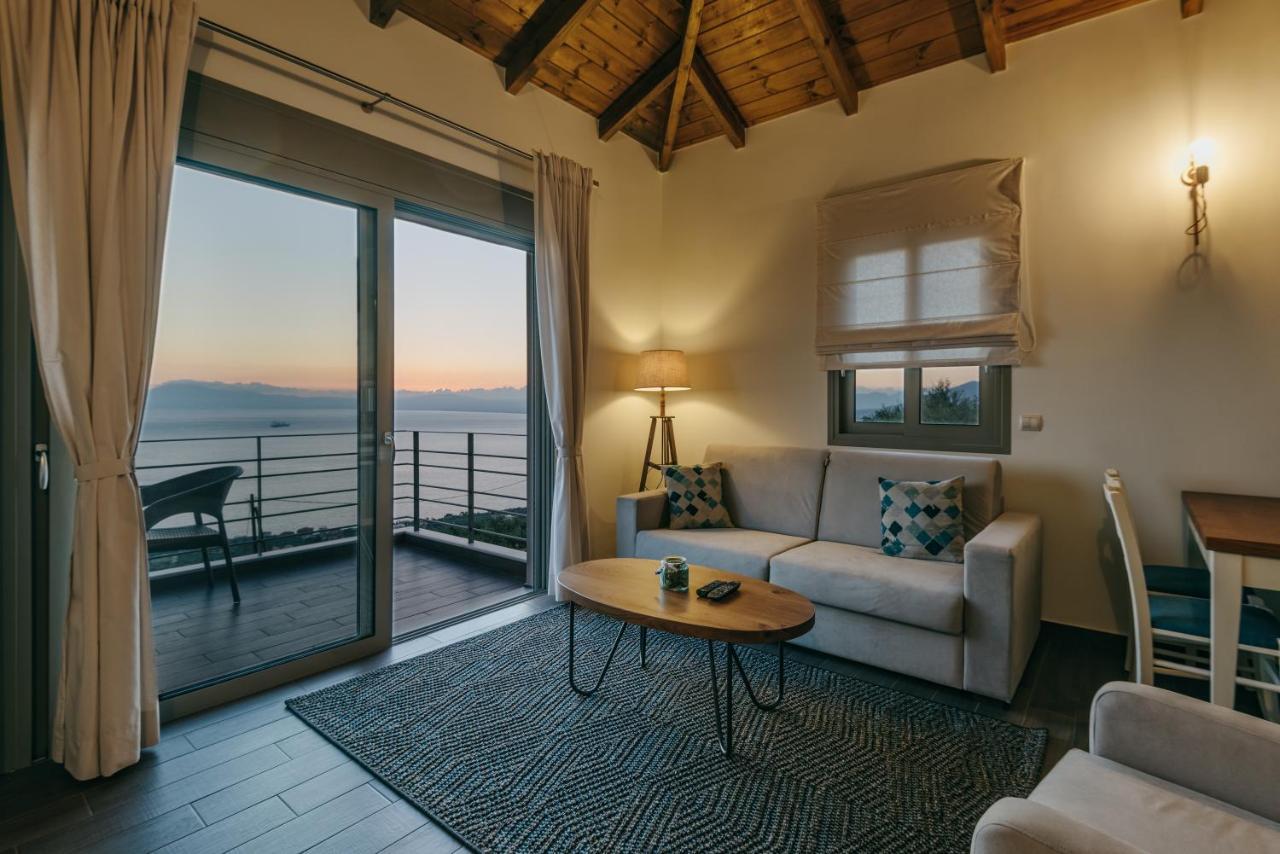Bay View GuestHouses Kalamata Extérieur photo