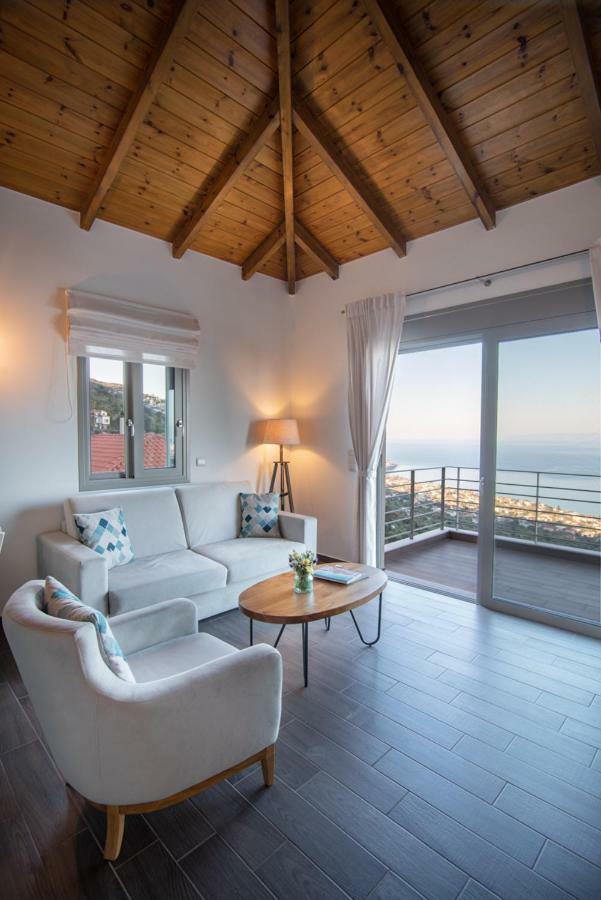 Bay View GuestHouses Kalamata Extérieur photo