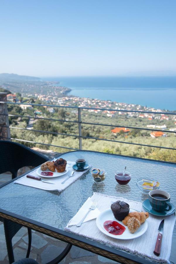 Bay View GuestHouses Kalamata Extérieur photo